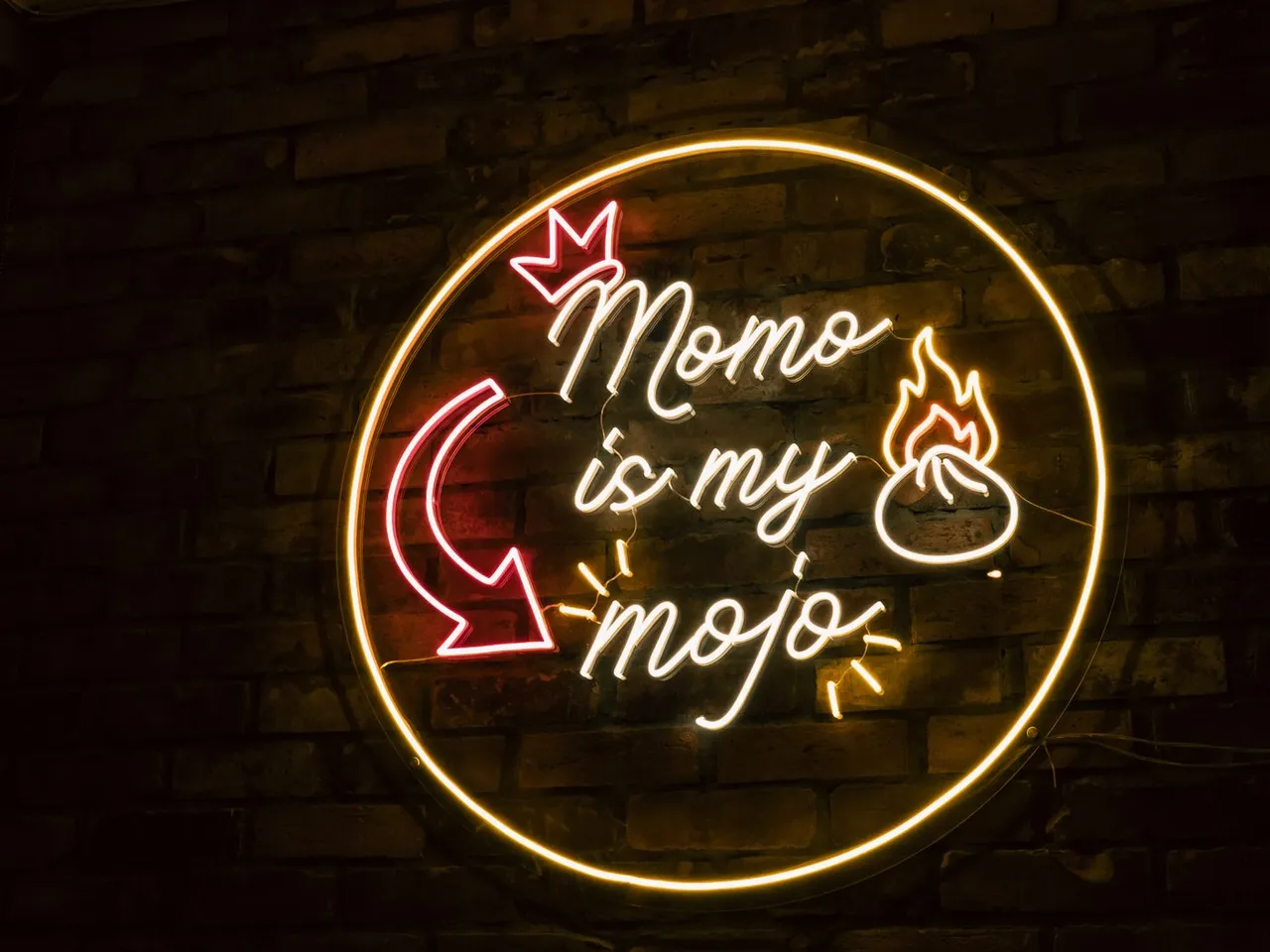 Neon LED uygulama örneği — Kafe & restoran neon logo